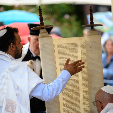 38DEKT_JüdischerGottesdienstAmOrtDerZerstörtenSynagoge_Krueger_176